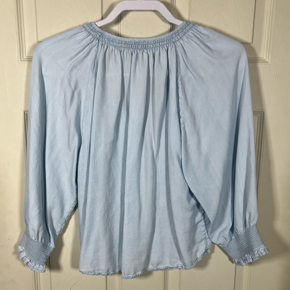 Rails Mariah Light Vintage Blue Lyocell Blouse Smocked Boho Top M - Picture 5 of 8